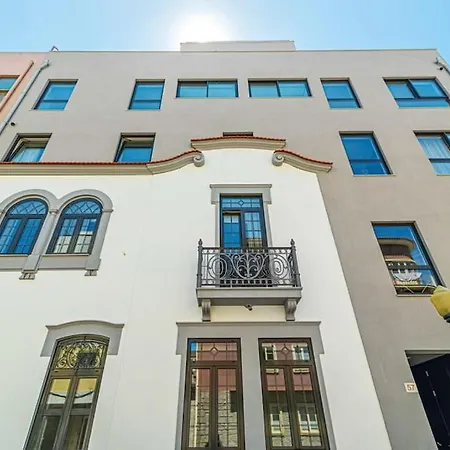 Large Terrace In Paraiso By Innkeeper * Oporto